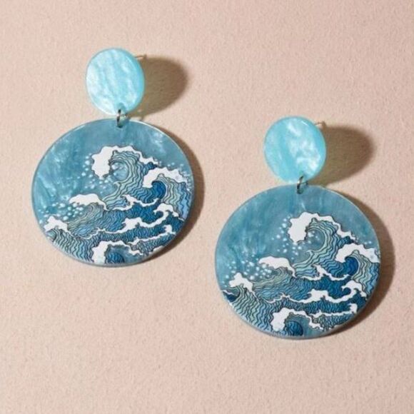 🎄Tidal Wave' Dangle Earrings - Picture 2 of 4